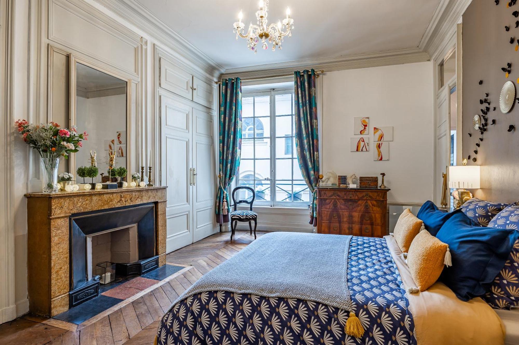 Appartement Haussmannien d’Artiste, exception, quai de Saône balcon+Parking Lyon Exterior foto
