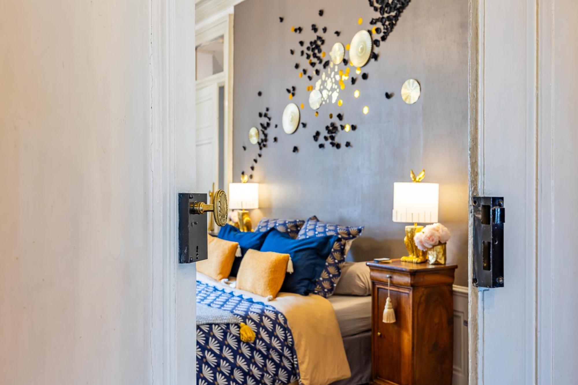 Appartement Haussmannien d’Artiste, exception, quai de Saône balcon+Parking Lyon Exterior foto